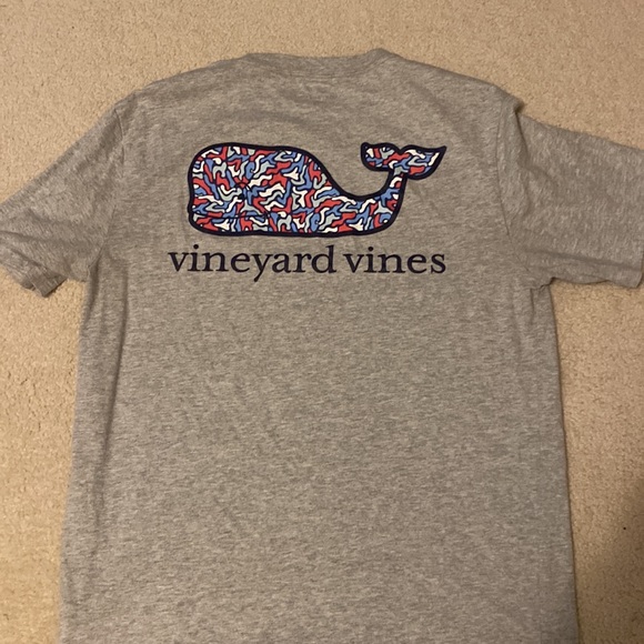 Vineyard Vines Small T-Shirt - Picture 2 of 3